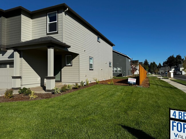 Building Photo - 4 bedroom Home in North Salem