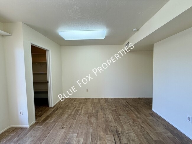 Building Photo - 4635 E Camino Rosa