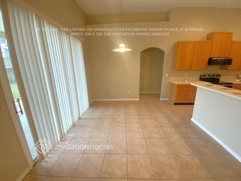 Building Photo - 6774 Cabello Dr