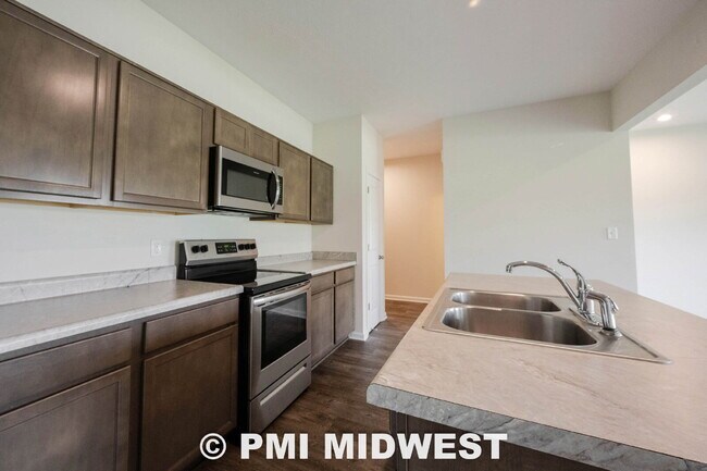 Building Photo - 10828 Penwell Wy