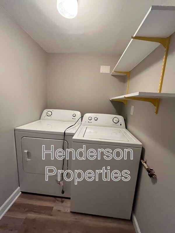 Building Photo - 5906 Colchester Pl