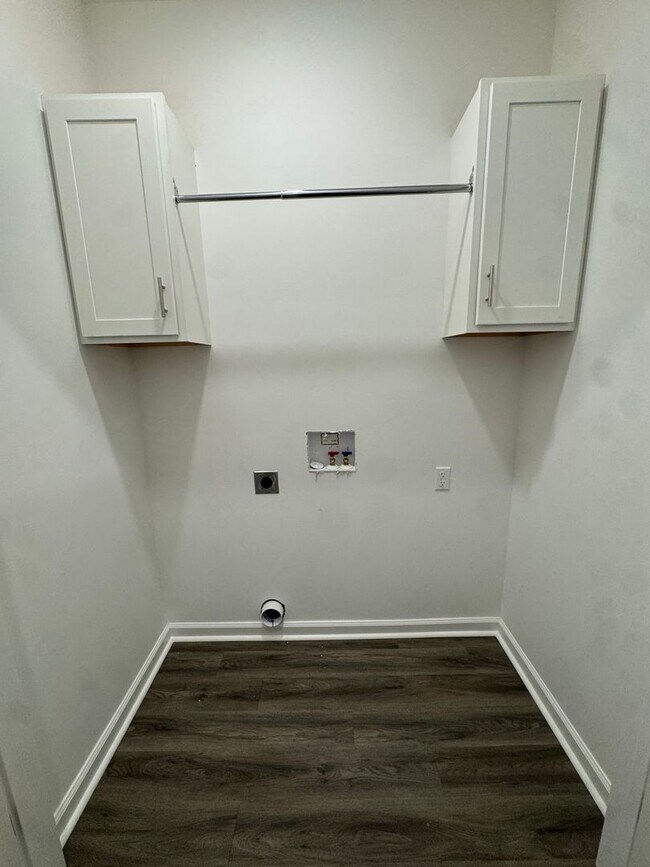 Building Photo - 3017 Olivia Ct