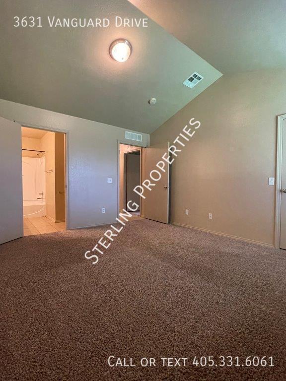 Building Photo - 3631 Vanguard Dr