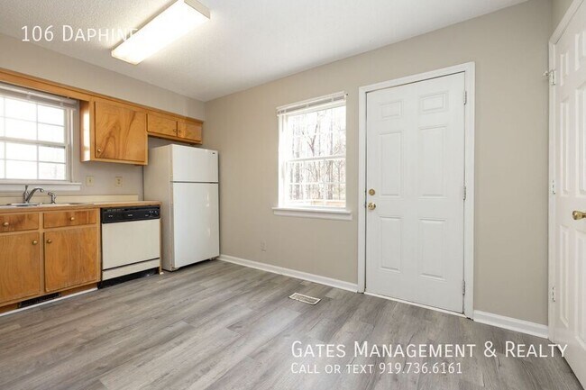Building Photo - 106 Daphine Dr