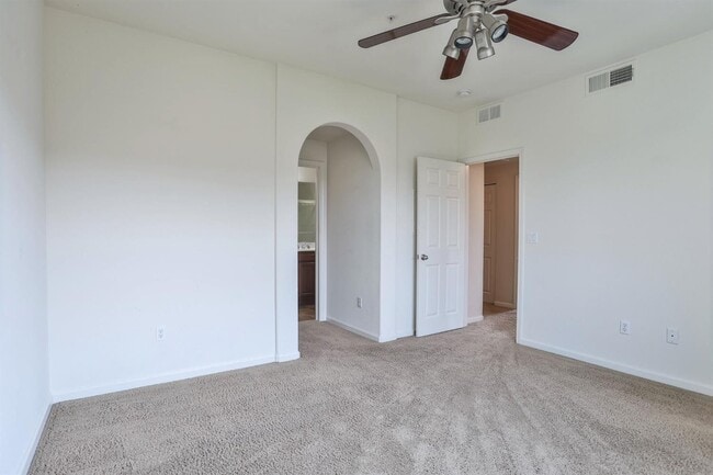 Building Photo - 6511 Hearthstone Cir