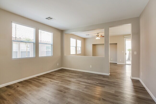 Building Photo - 3604 N Porch Swings Way