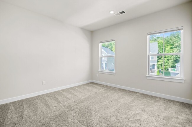Building Photo - Beautiful 5 Bedroom Home with Attached In-...