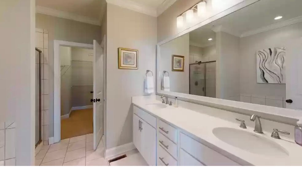 Building Photo - 1703 Mariners Cir