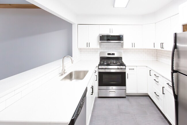 Building Photo - 212 Westchester Ct