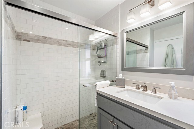 Building Photo - 31561 Table Rock Dr