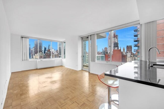 Building Photo - 1 bedroom in New York NY 10075