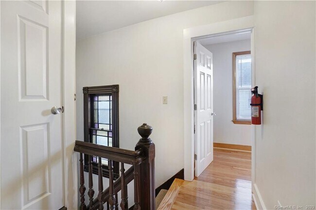 Building Photo - 132 Hemingway Ave