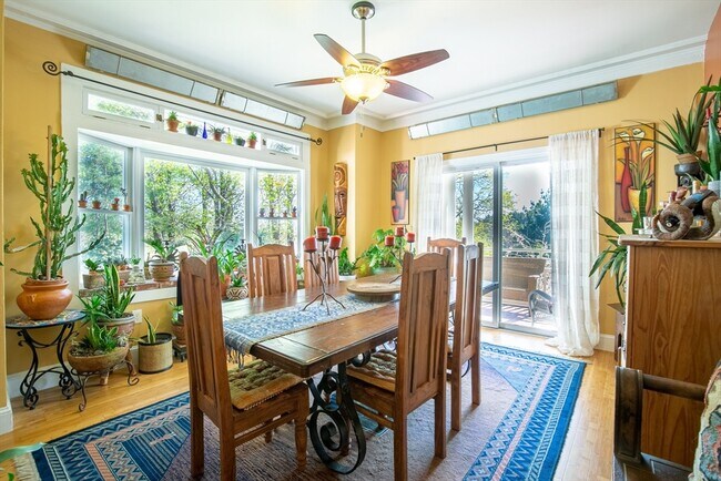 Building Photo - 1401 Great Pond Rd