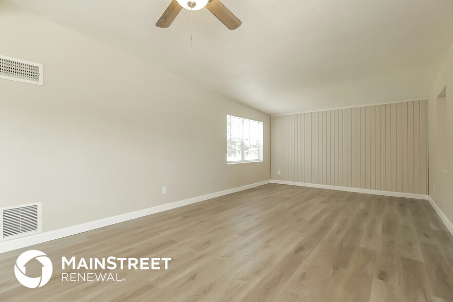 Building Photo - 3007 Tampico Dr