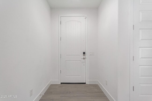 Building Photo - 7276 S 22nd Ln