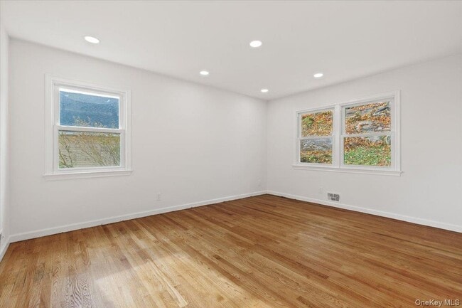 Building Photo - 117 Brendon Hill Rd