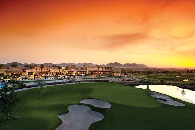 Building Photo - Luxury Rental in Queen Creek - Try Before You Buy