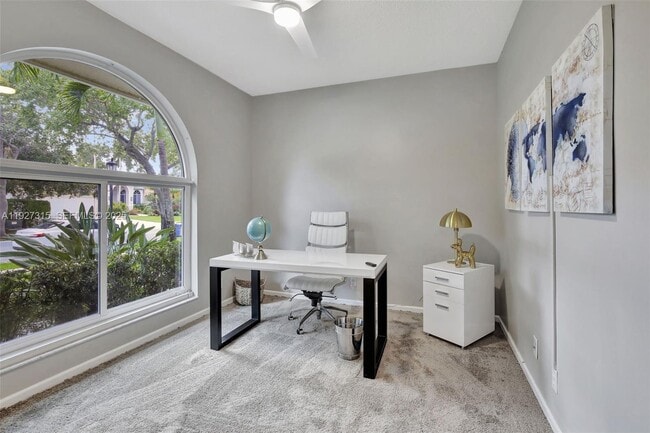 Building Photo - 2922 Medinah