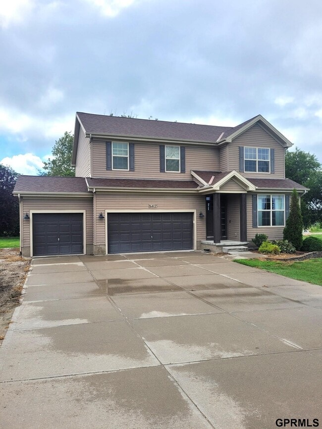 Building Photo - 16402 Iske Dr