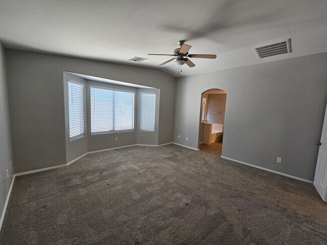 Building Photo - 45360 W Woody Rd