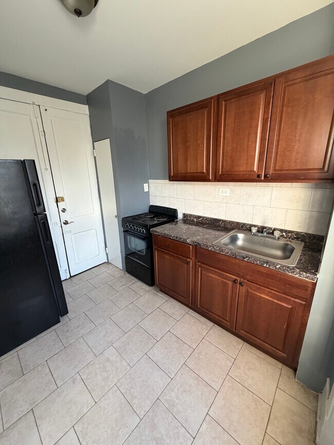 Building Photo - Woodward Apts