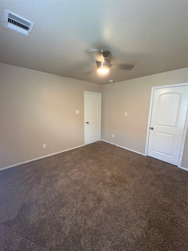Building Photo - 9602 Paloma Creek Dr