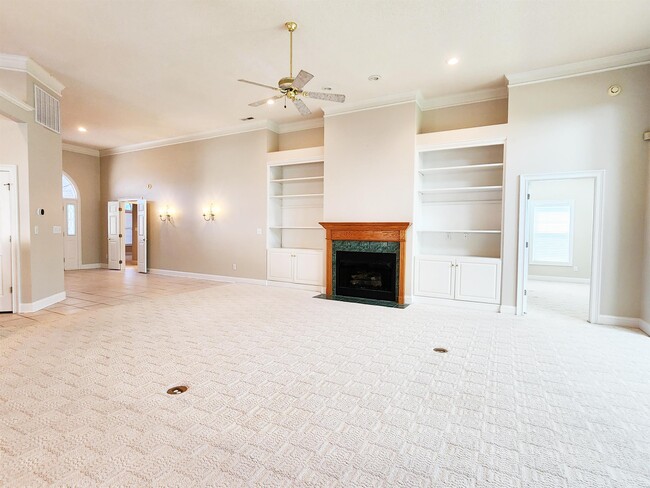 Building Photo - 192 Hamby Dr