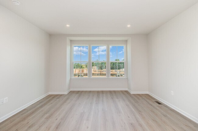 Building Photo - New Construction 3 Bedroom Townhome in Fre...