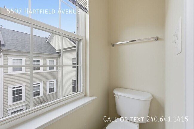 Building Photo - 5507 Hartfield Ave