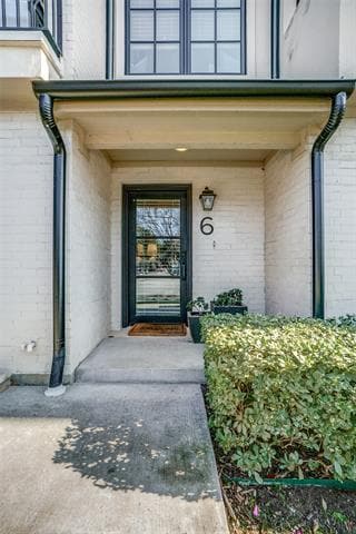 Building Photo - 3449 Milton Ave