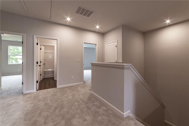 Building Photo - 107 Cedar Brk Dr