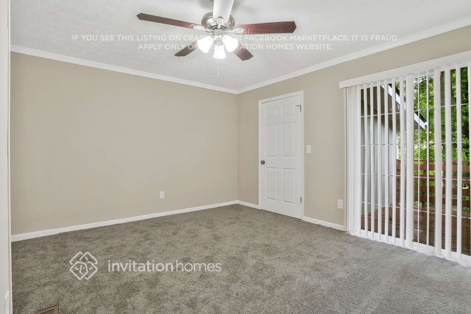 Building Photo - 2300 Pebble Rock W