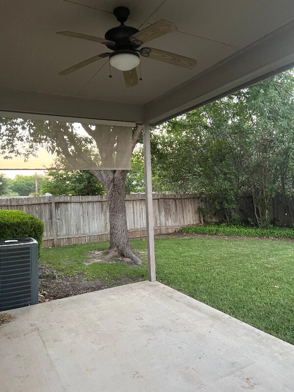 Building Photo - 6135 Wood Bayou