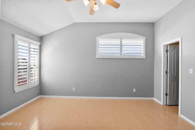 Building Photo - 1450 Senda Del Sol Ln