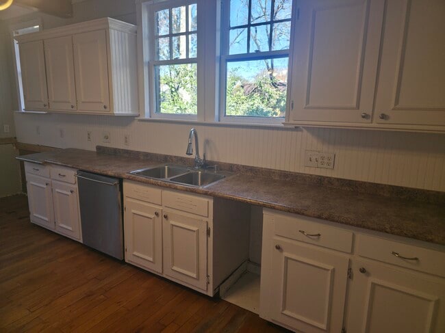 Building Photo - 1367 Woodward Ave