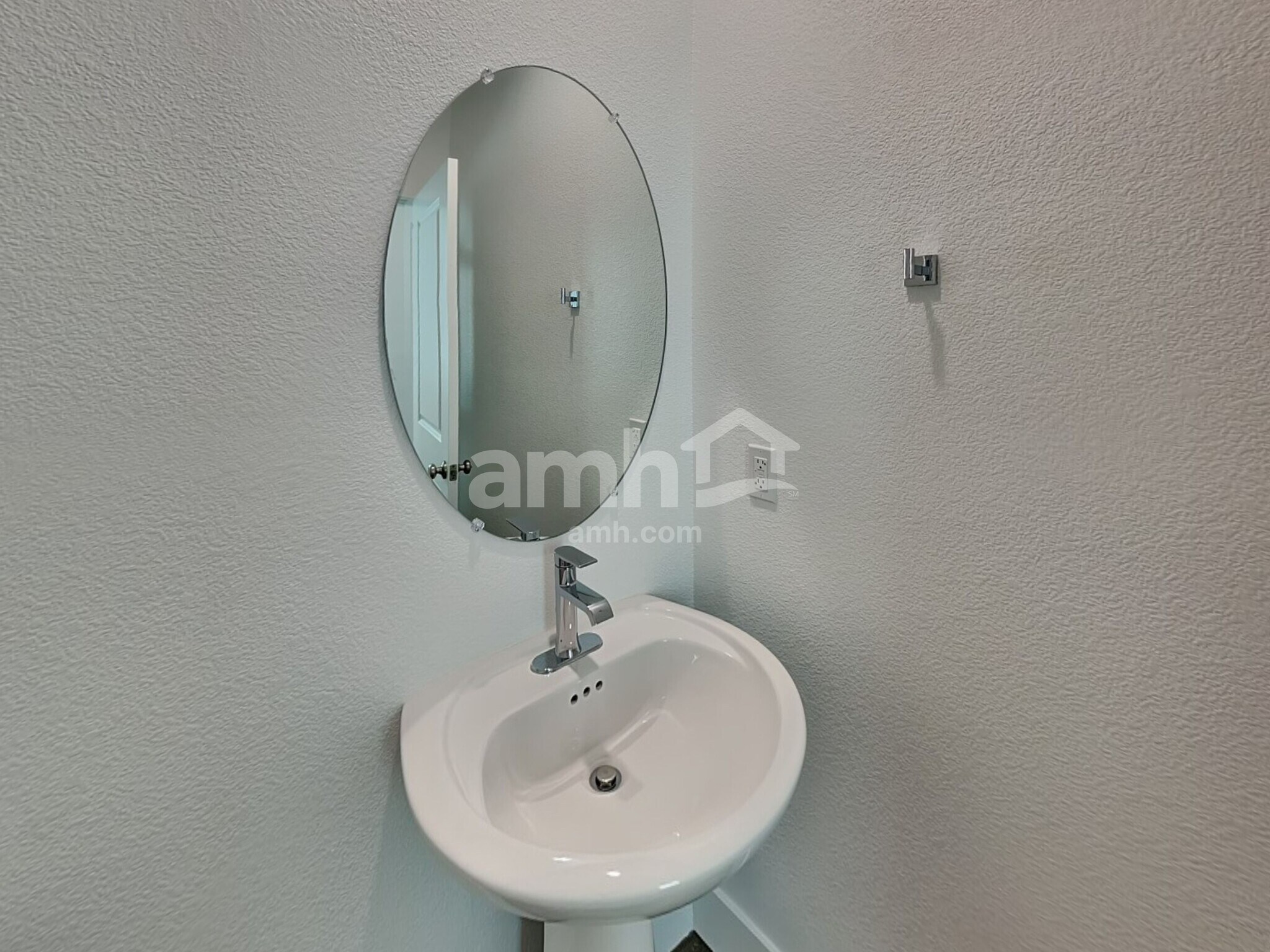 Building Photo - 9840 Kai Jurcevic Avenue