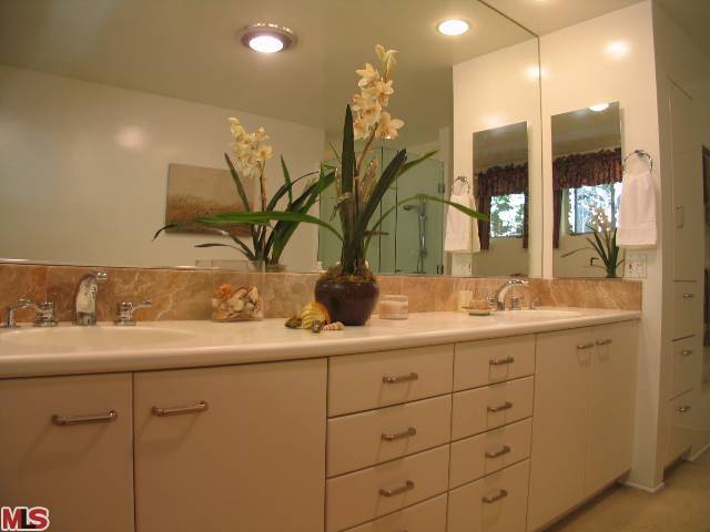 Main bath - 10350 Lorenzo Dr