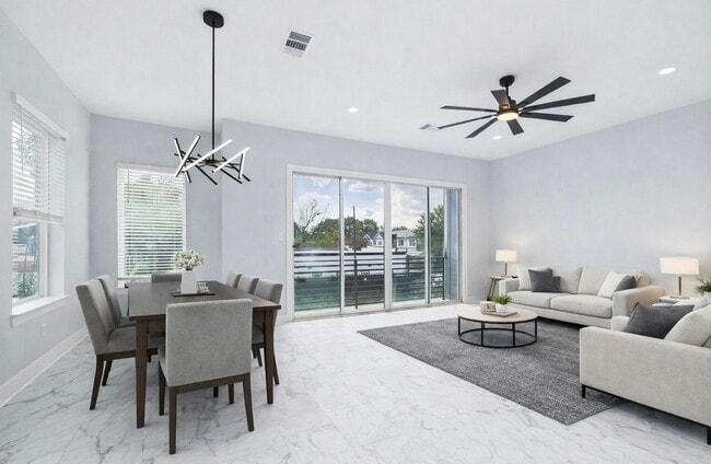 Building Photo - 3413 Daphne St