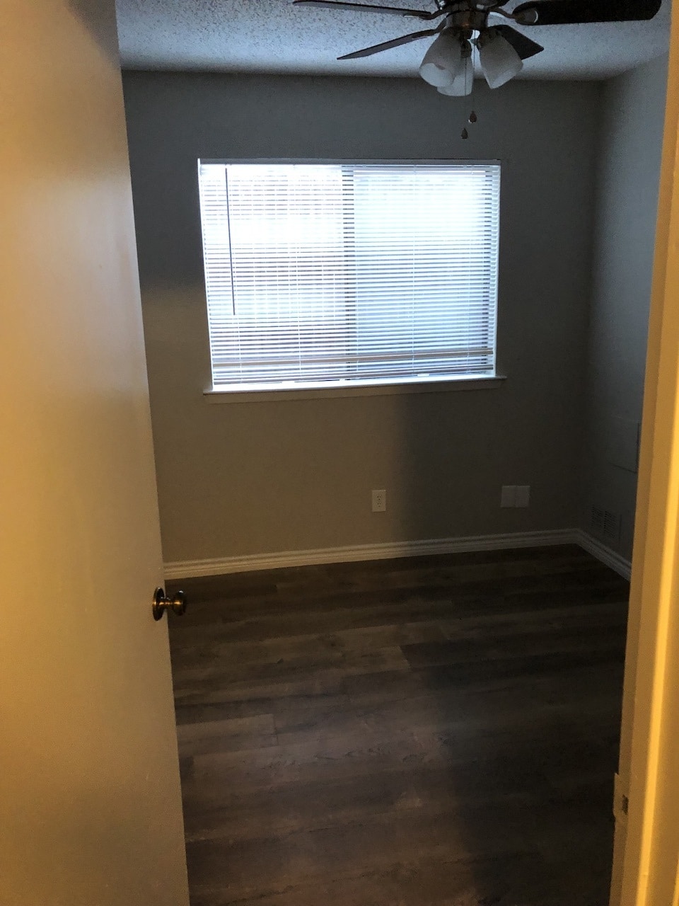 Building Photo - 2801 Woodmont tr
