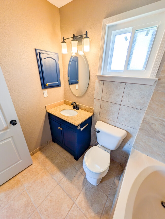 Building Photo - 1397 James Dudley Dr