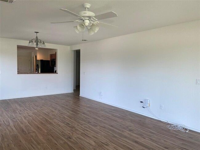 Building Photo - 7414 Birmingham Forest Dr