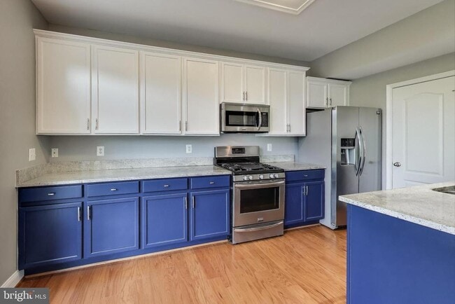Building Photo - 12804 Short Hills Dr