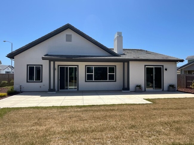 Building Photo - Orcutt's Finest -- Vintage Ranch  -- The P...