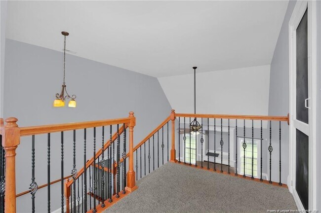 Building Photo - 427 W Summerchase Dr