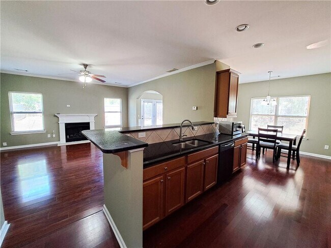 Building Photo - 159 Sonya Mill Ct NW