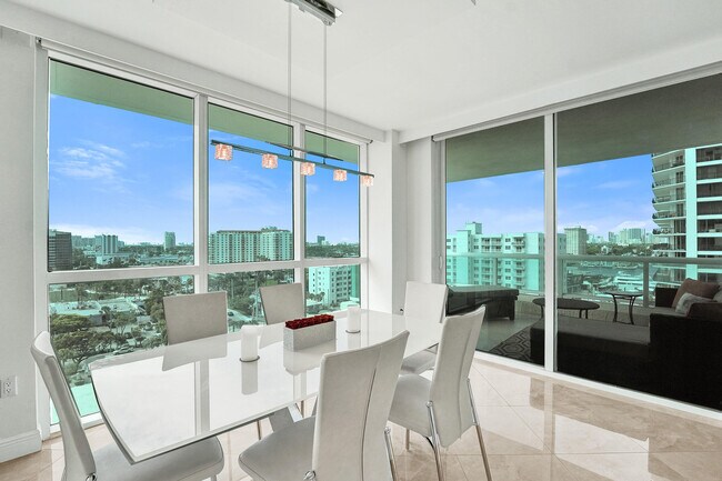 Building Photo - 101 S Fort Lauderdale Beach Blvd