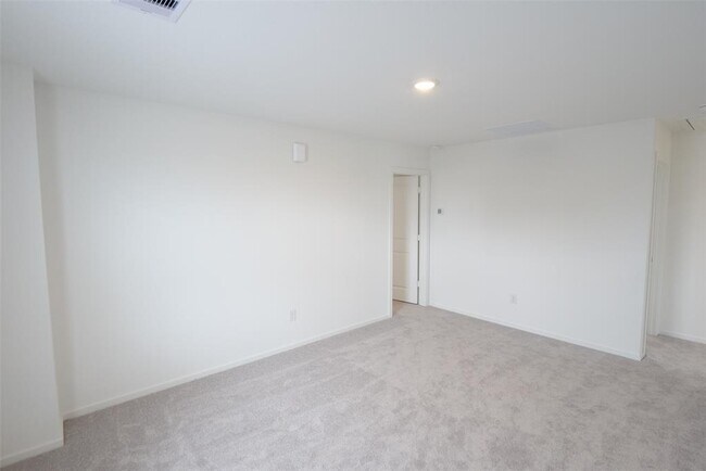 Building Photo - 26727 Feather Reed Dr