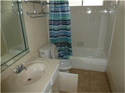 Building Photo - 6338 Crossway Dr