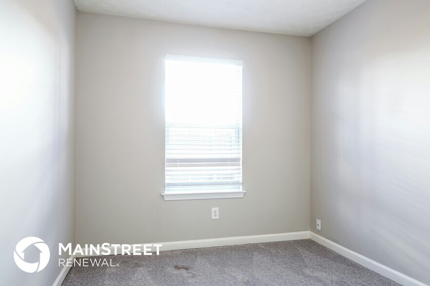 Building Photo - 452 Spring Head Ct