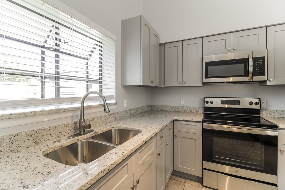 Building Photo - 9782 Piney Point Cir